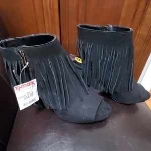 Peep Toe Fringe Booties